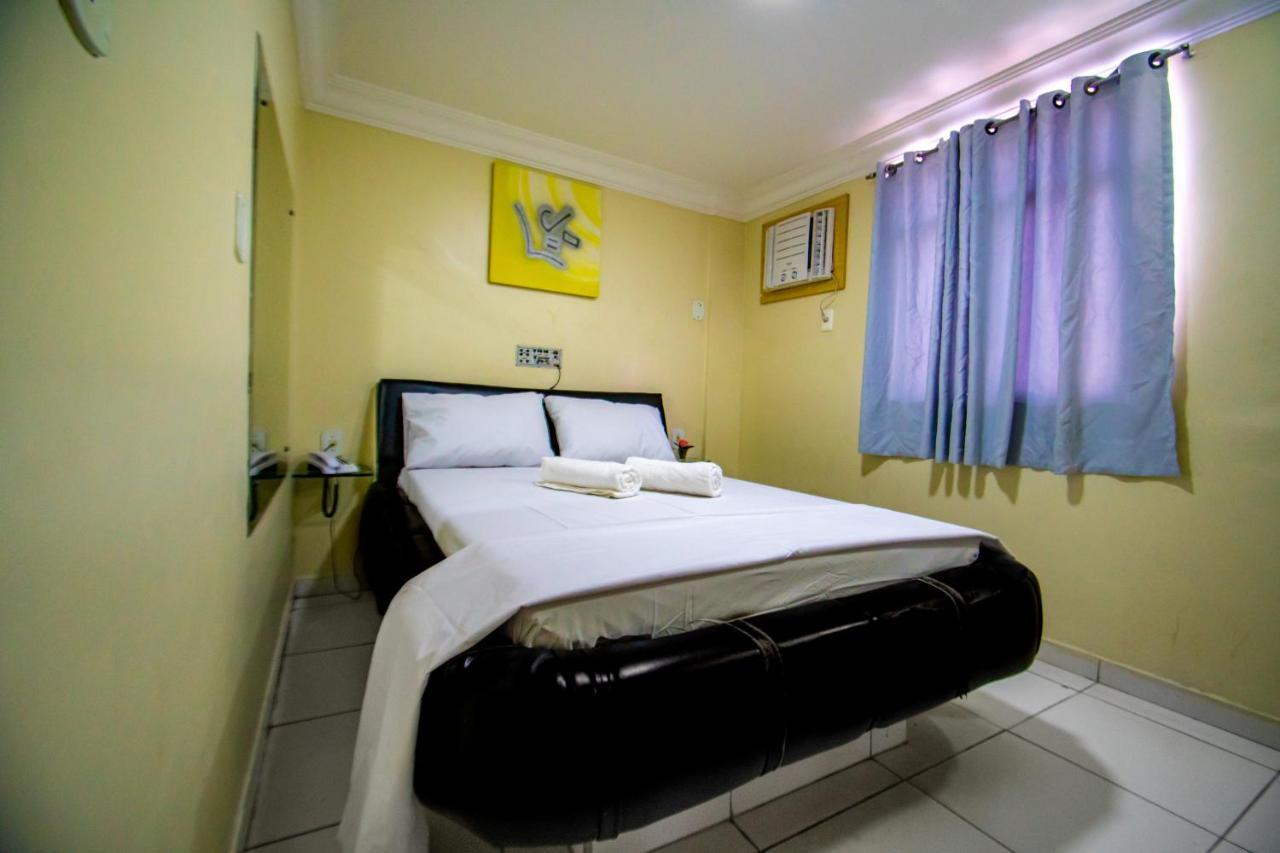 Hotel Piramide Rodoviaria ซัลวาดอร์ ภายนอก รูปภาพ