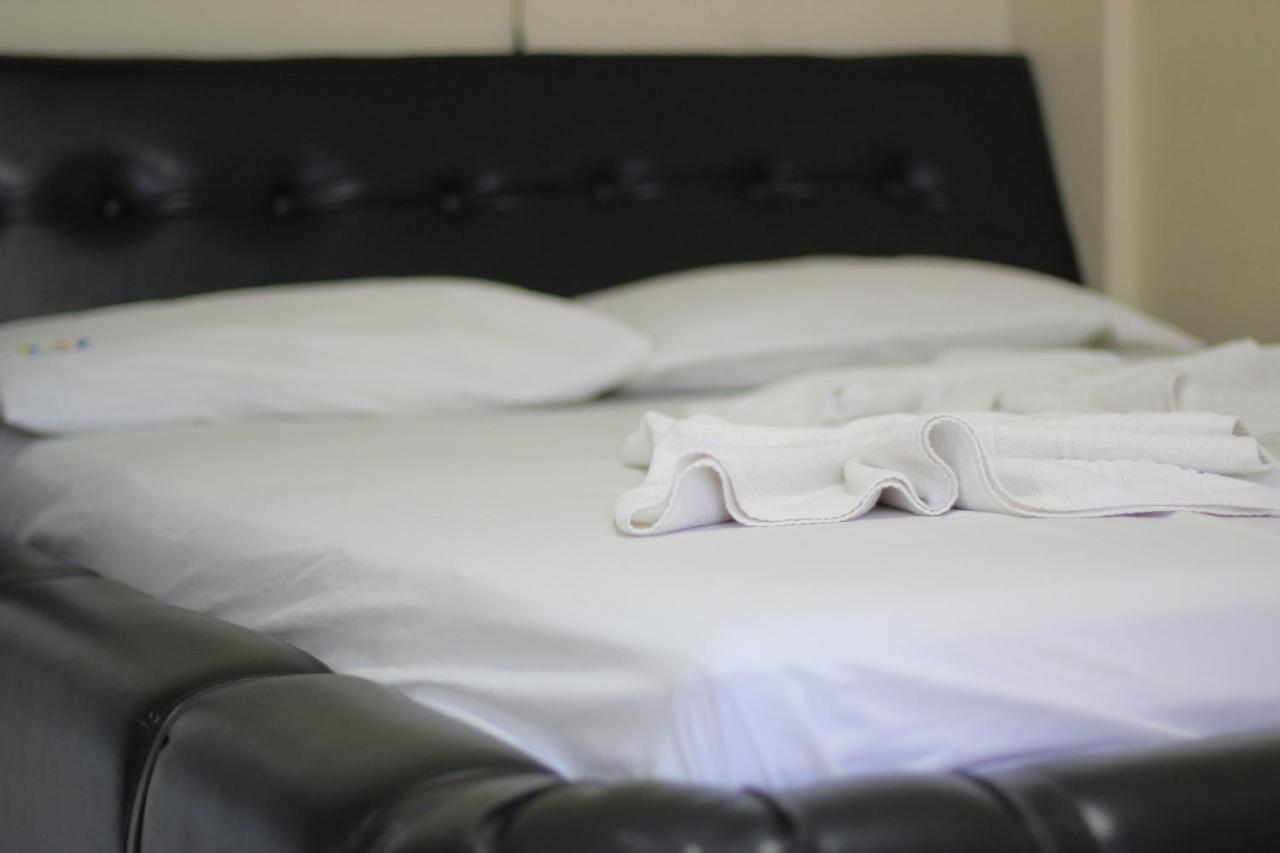 Hotel Piramide Rodoviaria ซัลวาดอร์ ภายนอก รูปภาพ